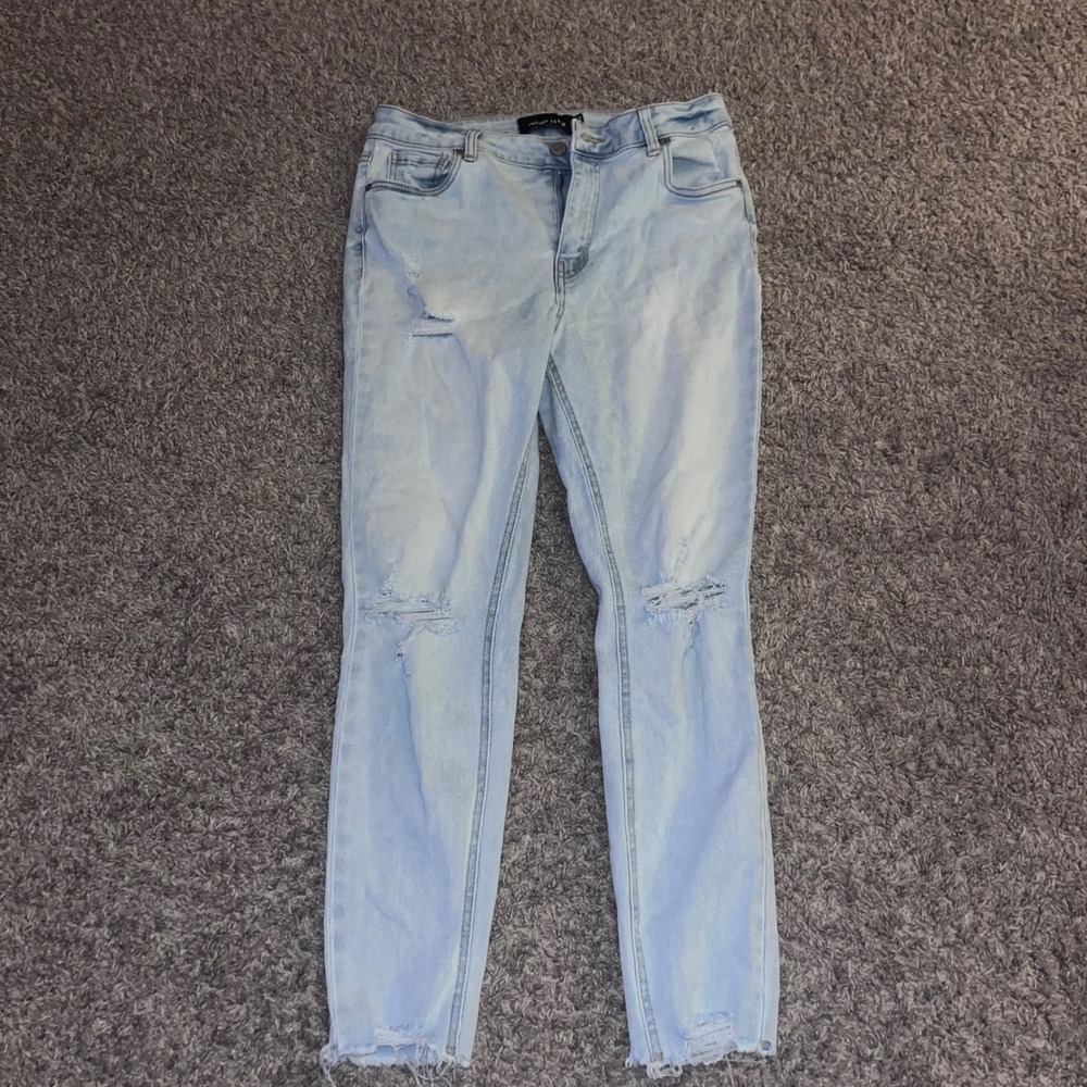 Refuge Denim Light Wash Distressed Skinny Jeans Raw Hem Size 07